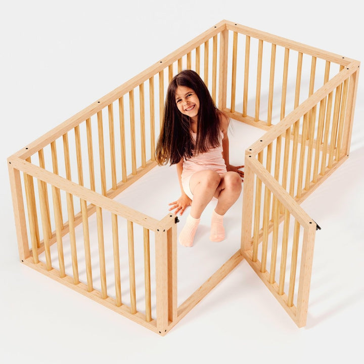 Cadre de lit au sol Montessori pour les Tout - petits avec Barrière - Goodevas FR