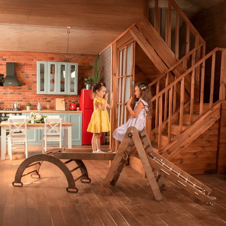 Set de Triangulaire 4 en 1: L'échelle triangulaire + Arche+ Toboggan + Filet à grimper - Chocolat - Goodevas FR